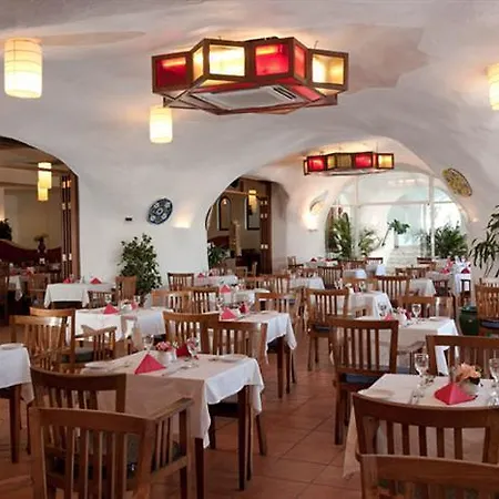 San Antonio Hotel Buġibba